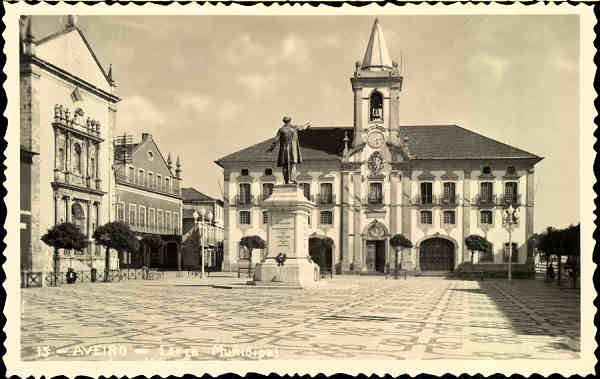 N 15 - Aveiro. Largo Municipal - Postal fotogrfico sem editor indicado - SD - Dim. 13,8x8,6 cm. - Col. FMSarmento.jpg