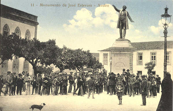 N. 11 - Monumento de Jos Estevam - Aveiro - Editor no indicado - S/D - Dimenses: 13,7x8,9 cm - Col. nio Semedo