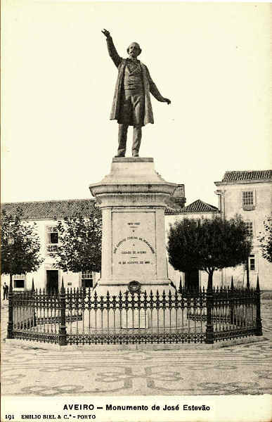 N. 191 - AVEIRO - Monumen to de Jos Estvo - Editor Emlio Biel & C - Porto - S/D - Dimenses: 14,2x9,2 cm - Col. nio Semedo.