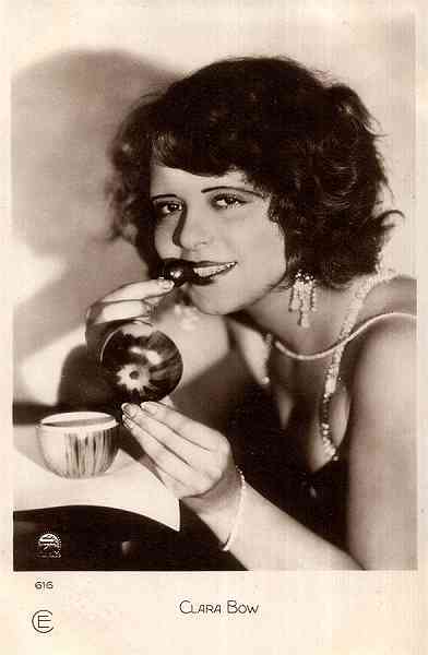 N. 616 - Clara Bow Films Paramount - Made in France - Edio Cinmagazine, Paris - S/D - Dimenses: 9,2x14 cm. - Col. Carneiro da Silva (dcada de 1930 - Filme: ?)