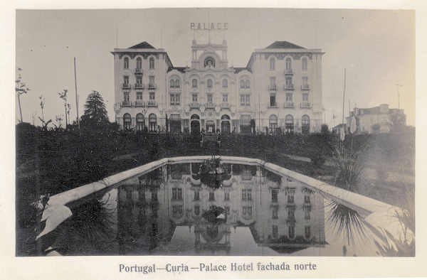 SN - PORTUGAL-Curia-Palace Hotel Fachada norte - Ed. Bazar Soares, Porto - Dim. 13,8x8,7cm - col. A. Simes (202-1).