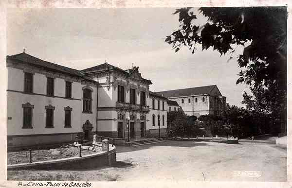 N. 34 - Leiria - Paos do Concelho - Edies Passaporte - Dimenses:14x9 cm. - Col. R. Gaspar.