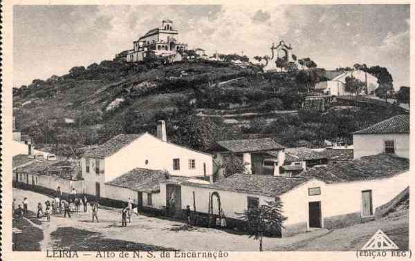 S/N - LEIRIA-Alto de N. S. da Encarnao - Editor apenas indicado por meio de sigla no canto inferior direito do postal - Dimenses: 14x9 cm. - Col. R. Gaspar.