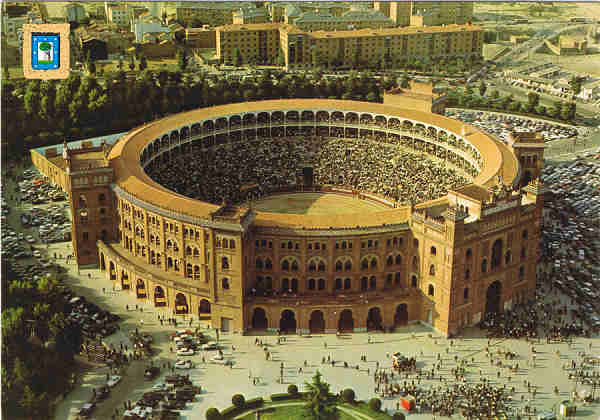 N 10- MADRID - Plaza de Toros - Ed. DOMINGUEZ - MADRID POSTALES ESCUDO DE ORO Ediciones FISA - Piqu,4 - Barcelona Impreso en Espaa - SD - Dim. 14,9x10,4 cm - Col. Manuel Bia (1971)