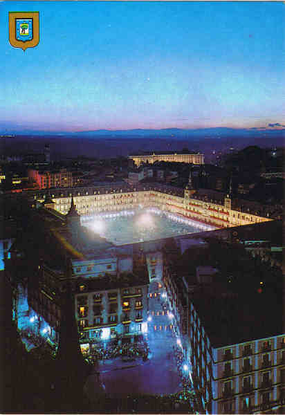 N 91 - MADRID. Plaza Mayor, al fondo Palacio Real. Vista Nocturna - Ed. L. DOMINGUEZ Telfono 447 82 75 - MADRID. ESCUDO DE ORO FISA I.G. - Palaudarias,26 - Barcelona - Printed in Spain 1962 Dim. 10,3x14,8 cm - Col. Manuel Bia (1984)