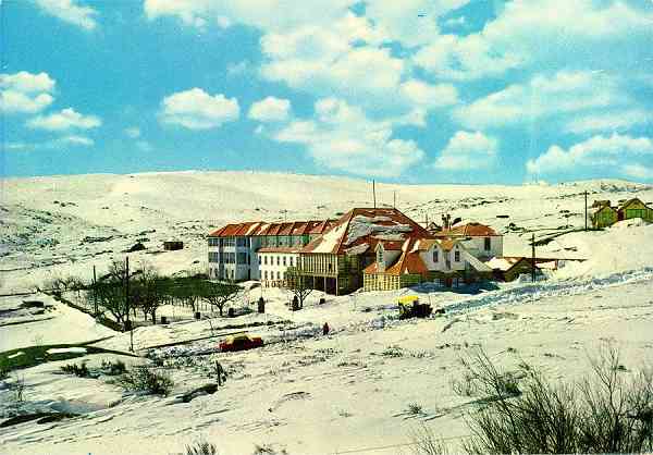 S/N - SERRA DA ESTRELA. Estrela Hotel, Penhas da Sade (1550 m. de Alt.) - Coleco Passaporte Loty, tel. 52850, Lisboa -  S/D - Dimenses: 14,7x10,2 cm. - Col. HJCO (1972).