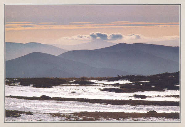 N 3 - SERRA DA ESTELA. Tecto da Serra - Foto e Edio de Rui Cunha - SD - Dim. 16,7x11,8 cm - Col. A. Monge da Silva (1975)