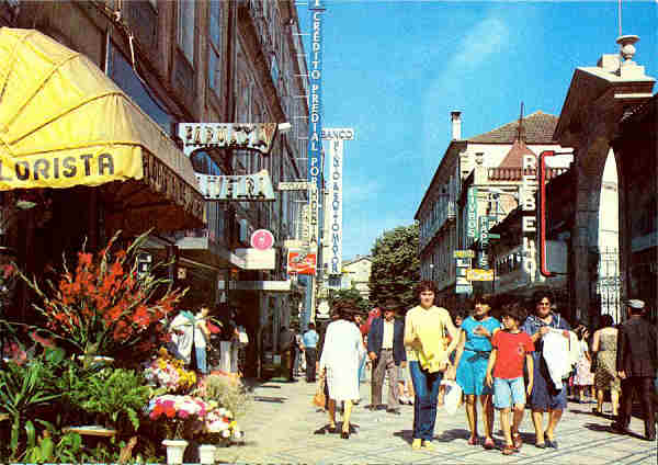 N. 2394 - Viseu-Portugal: Centro da Cidade - Edio ncora, Edies Artsticas de Artigos de Felicitaes, Lisboa - S/D - Dimenses: 14,7x10,4 - Col. HJCO (1989)