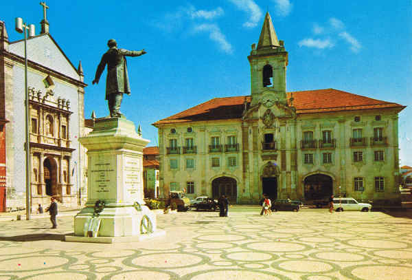 N 334 - AVEIRO (Beira Litoral) - Monumento a Jos Estvo, na Praa da Repblica - COLECCION  PERLA - SD - Dim. 14,3x10,6 cm. - Col. Manuel Bia.