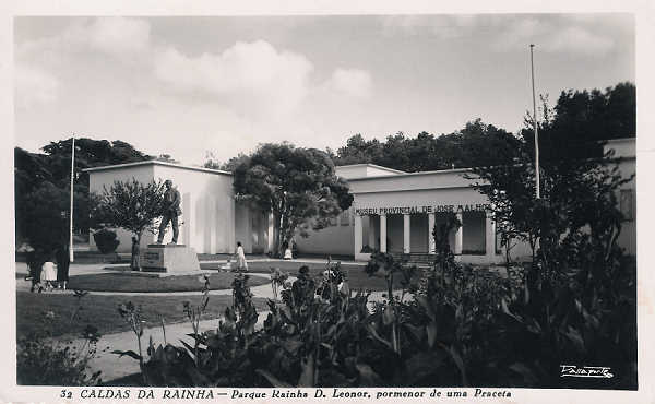 N 32 - Portugal. Caldas da Rainha - Parque Rainha D. Leonor pormenor de uma Praceta - Editor Passaporte Loty (1951) - Dim. 9x14 cm. - Col. M. Chaby