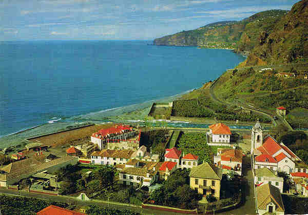 MD. 11 - Madeira Vila da Ribeira Brava - Ed. Hans Huber KG Agente no Funchal: F. Ribeiro, Rua Nova de S.Pedro, 27 telef. 23930 - SD - Dim. 14,8x10,4 cm. - Col. Manuel e Ftima Bia (1975).