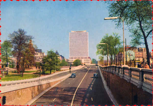 N 6343-151 - Avenida do Jardim Botnico - Edio JC - Dim. 15,0x10,4 cm - Carimbo Postal 1965 Col. A. Monge da Silva (c. 1965)