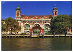 N 62980 - Ellis Island - This beautiful brick and limestone building, built in the French Renaissance style at a cost of 1.5million dollars, opened its doors for the first time on December 17,1900. It was designed to process half a million new comers per year, but at its peak year, over 1.000.000 people passed through - Ed. Impact www.impactphotographics.com Photographer - Jon Ortner,2009 - Dim. 15x10,7 cm - Col. Ftima Manuela Bia (2011)