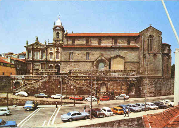 N 1561 - Porto. Igreja de S. Francisco - Ed. Portugal Turstico - SD - Dim. 104x148 mm - Col. Graa Maia