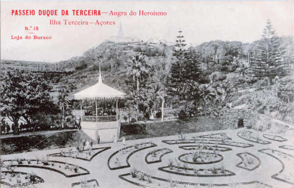 N 15 - Angra do Heroismo, Passeio Duque da Terceira - Edio da Loja do Buraco - Dim. 138x88 mm - Col. A. Monge da Silva (anterior a 1910)