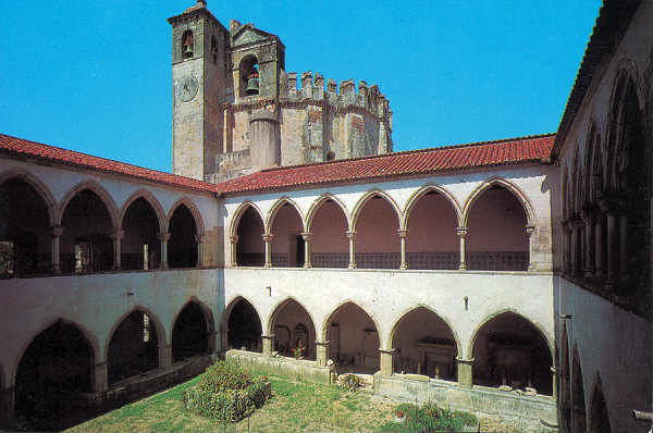 N 2048 - TOMAR-PORTUGAL - Convento de Cristo. Claustro Henriquino da Lavagem - Ed. Centro de Caridade N Sr do Perptuo Socorro, Porto - SD - Dim. 150x103 mm - Circulado em 1970 - Col. Graa Maia