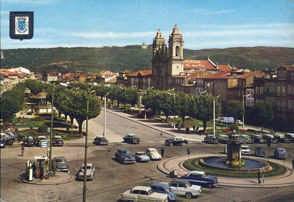 N 117 - Braga. Avenida central - Edio LIFER, Porto - Dim. 15,1x10,3 cm - Circulado em 1968 - Col. A. Monge da Silva