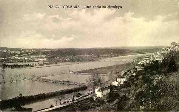 N. 32 - Coimbra: uma cheia no Mondego - Edio da Havaneza Central, R. Visconde da Luz, 2 a 6-Coimbra - S/D - Dimenses: 13,9x8,7 cm. - Col. Aurlio Dinis Marta.