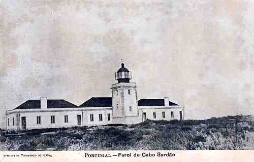 S/N - Farol do Cabo Sardo - Ed. OFFICINAS DO "COMRCIO DO PORTO" - S/D - Dimenses: 14,1x9,1 cm. Col. Miguel Chaby.