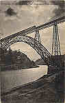 SN - PORTO - Ponte D. Maria Pia-Passagem d'um comboio - Editor desconhecido - SD -  Dim. 8,5x13,5 cm - Col. Jaime da Silva 