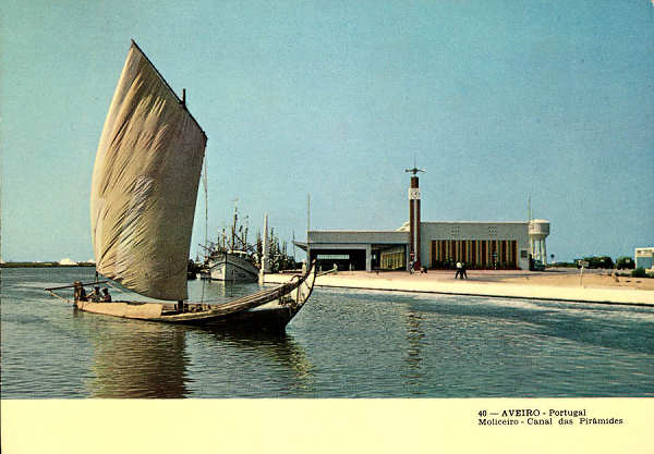 N. 40 - AVEIRO-Portugal Canal das Pirmides - Edio da Papelaria Aveinida, Aveiro - S/D - Dimenses: 15x10,5 cm. - Col. Graa Maia (Circulado em 1969)