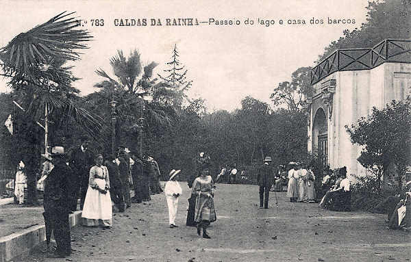 N. 783 - CALDAS DA RAINHA-Passeio do lago e casa dos barcos - Editor Alberto Malva (Editado em 1908) - Dimenses: 14x9 cm. - Col. Miguel Chaby