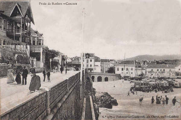 N 937 - Praia de banhos, Cascaes - Edio Costa, Rua do Ouro 295, Lisboa - Dim. 137x91 mm - Col. A. Monge da Silva (c. 1905)