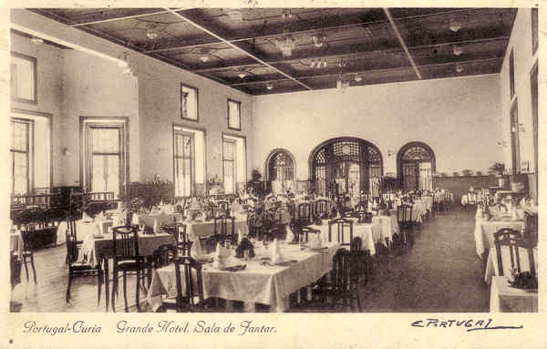 N 02 - Portugal - Curia Grande Hotel. Sala de Jantar - Ed. Grande Hotel Curia - Dim.13,9x8,9 cm - Circ. 9-1938 Col. A. Simes (129).