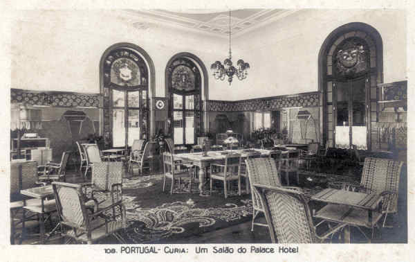 N 108 - PORTUGAL - CURIA. Um Salo do Palace Hotel - Ed. Alexandre d'Almeida, Porto - Dim. 13,9x9,0 cm - 8-1935 - Col. A. Simes (105).