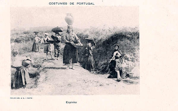 SN - Espinho Costumes de Portugal - Ed. Emlio Biel & C, Porto - SD - Dim. 14x9 cm. - Col. M. Chaby.