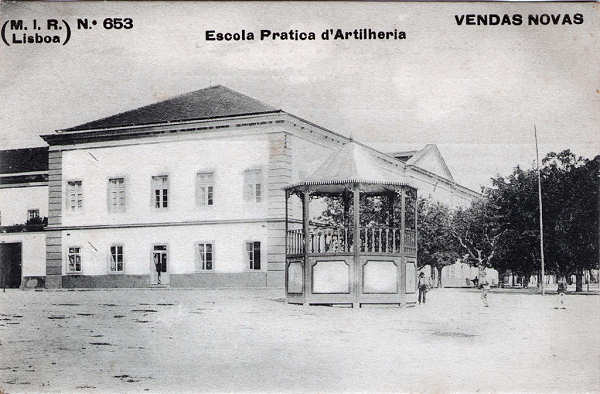 N. 653 - Escola Pratica d'Artilharia - Edio M.I.R., Lisboa - Dim. 136x89 mm - Col. A. Monge da Silva