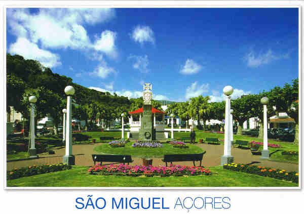 ISM-011 - Jardim  Povoação - São Miguel - Ed. Ver Açor,Lda. Nuno Sá veracor@veracor.pt - SD - Dim. 15x10,5 cm - Col. Fátima Manuela Bóia (2010).