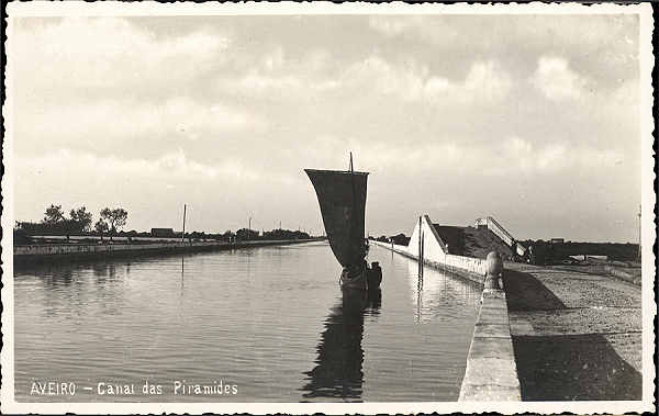 SN - AVEIRO Canal das Pirmides - Edit. no indicado - SD - Dim. 13,6x8,6 cm. - Col. Enio Semedo.