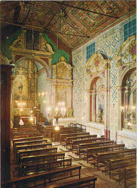 N. 288 MADEIRA  Interior da Igreja de Santa Clara, onde se encontra o tmulo de Joo Gonalves Zarco, - Ed. CARVO, MARTINS & SILVA, LDA - RUA DIREITA, 21 - FUNCHAL FABRICADO EM ITLIA - SD - Dim. 10,4x14,5 cm - Col. Manuel e Ftima Bia (1975).