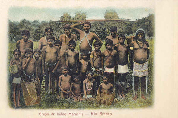 N 4637 - Rio Branco, Grupo de Indios Macuchis - Dim. 14x8,9 cm - Edio Photographia Allem, Manos - Col. Amlcar Monge da Silva (cerca de 1900)