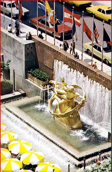 N 164182 - Rockefeller Center, Outdoor Restaurant - Editor Nespers Map & Guide, New York - Dim. 13,8x8,9 cm - Col. A. Monge da Silva (cerca de 1960)