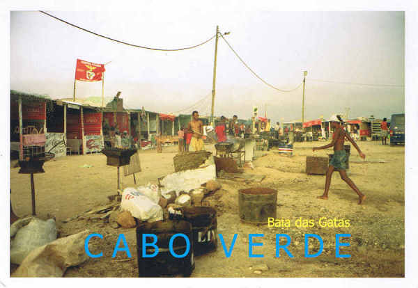 SN - Ilha de So Vicente. Baa das Gatas - GONGON Edies Lda. Santa Maria - Ilha do Sal - Cabo Verde Foto: Eric Mulet - 2007 Dim. 16,5x11,5 cm - Col. Manuel Bia (2011)