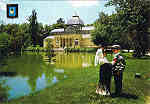 35- N. 150 - MADRID - Palacio de Cristal y parejita tpica - Ed. DOMINGUEZ - MADRID POSTALES ESCUDO DE ORO Ediciones FISA - Palaudarias,26 - Barcelona - Printed in Spain - SD - Dim. 14,8x10,3 cm - Col. Manuel Bia (1971)