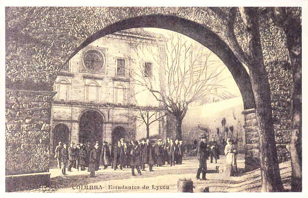 N. 21 - Estudantes do Liceu - COIMBRA - Ed. Annima (cerca de 2012) - Dim. 140x90 mm - Col. nio Semedo