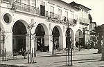 Aveiro Praca do Comercio 5 Arcadas e Chafariz.