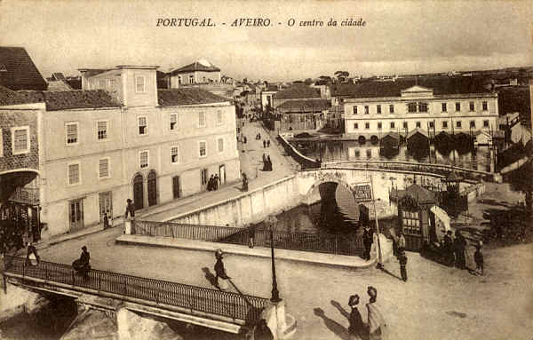 SN - PORTUGAL AVEIRO O centro da cidade - Editor A. Malva, Rua Madalena Lisboa - SD - Dim 13,8x8,9 cm. - Col FMSarmento.