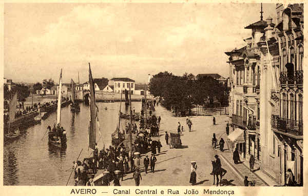 S/N - AVEIRO Canal Central e Rua Joo Mendona - Edio de Souto Ratolla, Aveiro - SD - Dim 14x9,2 cm. - Col FMSarmento.