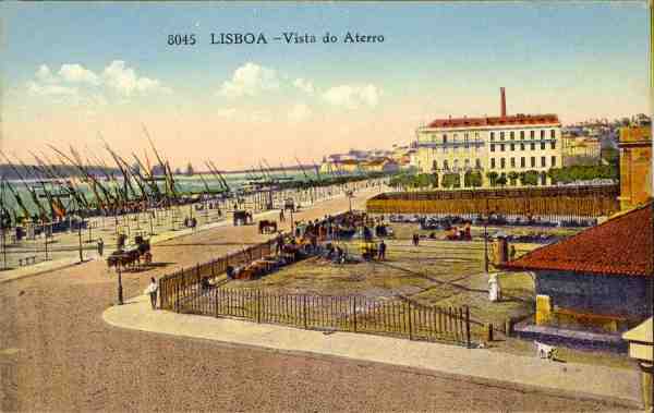 N. 8045 - Lisboa. Vista do Aterro - Sem Editor - S/D - Dimenses: 13,9x8,8 cm [306169] - Col. Aurlio Dinis Marta.