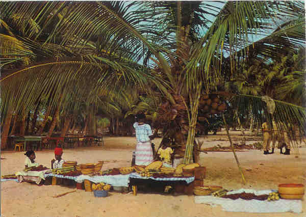 N 44 - Luanda. Quitanda no Mussulo - Ed. Foto-Polo - SD - Circulado em 1968 - Dim. 14,8x10,5 cm - Col. Joo Ponte.