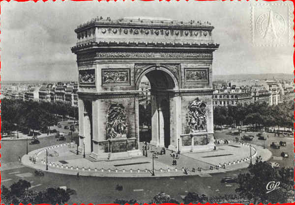 N 17 - Paris. Arco do Triunfo (2) - Edition speciale de la Tour Eifel - Circulado em 1966 - Dim.  14,9x10,3 cm - Col. Amlcar Monge da Silva