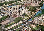 N 40 - Paris. A Catedral de Notre Dame (4) - Edit. Panoramas, Paris - Circulado em 1965 - Dim. 14,9x10,4 cm - Col. Amlcar Monge da Silva