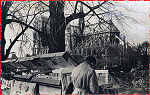 N 3231 - Paris. Margem do Sena e Catedral de Notre Dame - Edit Andr Laconte,Paris - Circulado em 1951 - Dim. 13,9x8,8 cm - Col. Amlcar Monge da Silva