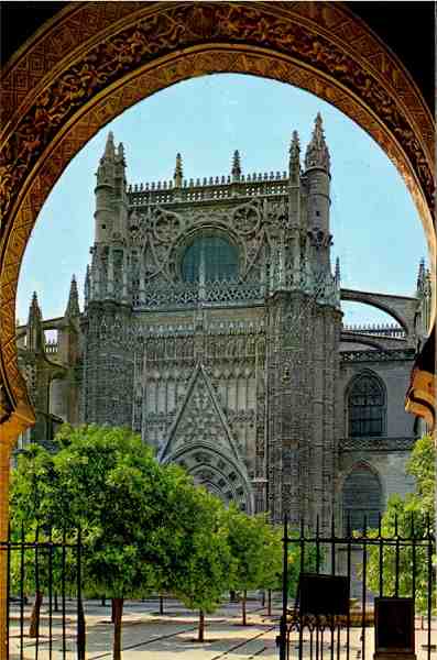 N. 604 - Catedral (Puerta del Perdn) - Edio Beascoa - S/D - Dimenses: 9,8x14,8 cm. - Col. HJCO (1980).
