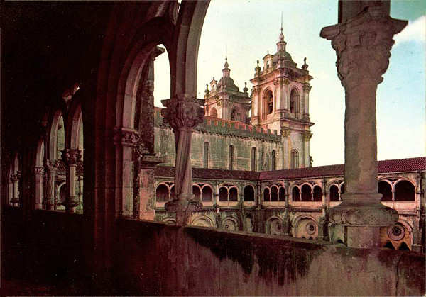 N. 209 - ALCOBAA: Claustro do Mosteiro - Edio Coleco Arte e Turismo - S/D - Dimenses:14,9x10,5 cm. - Col. HJCO (1971)