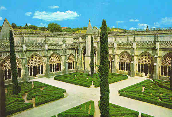 N. 286 - BATALHA (Portugal) Mosteiro - Jardim e Claustro Real - Ed. Coleco DLIA - S/D Dim: 15x10,5cm - Col. Ftima Bia (1976)